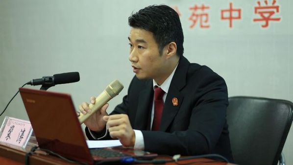 1.13 我院裴濤法官為松苑中學作法律宣講540.jpg